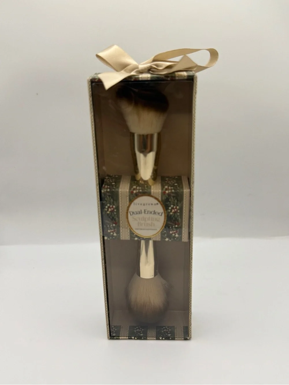 Dual-Ended Sculpting Makeup Brush - Gold Handles, Cream Bristles